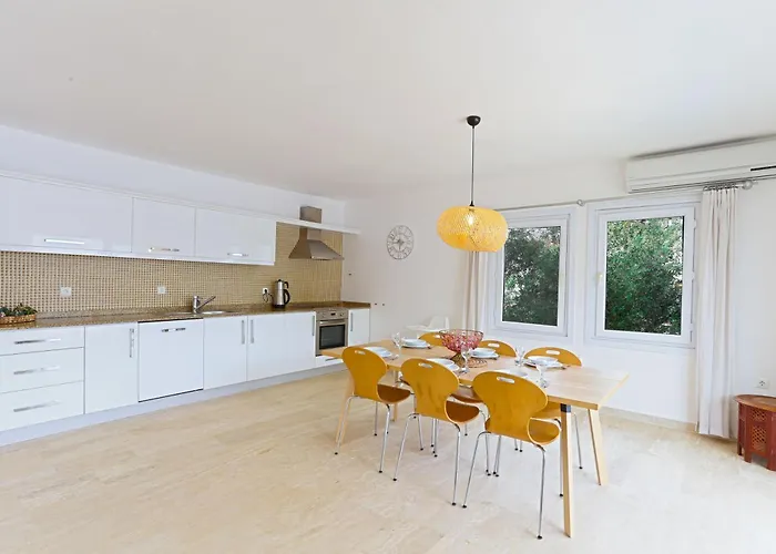 Sofia Amazing Sea View